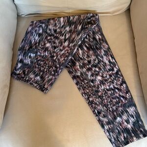 Kinesis Patterned Leggings Purple Gray Medium